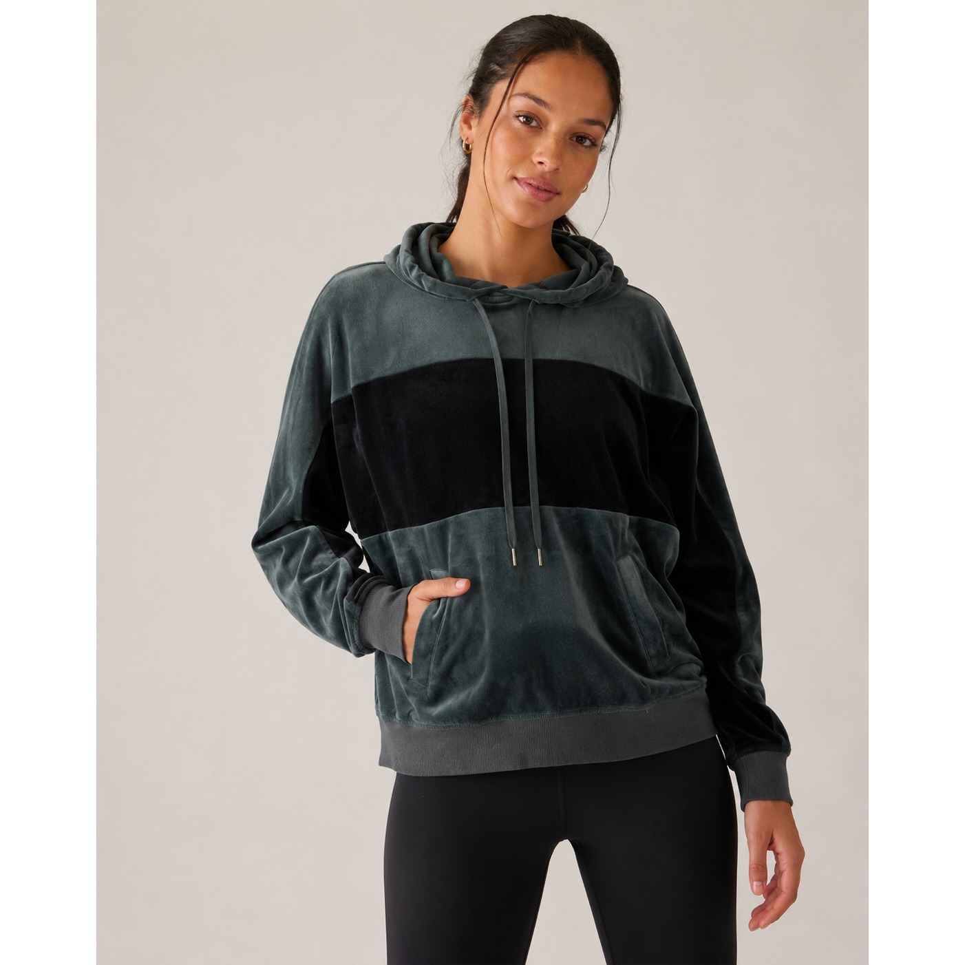 Champion Velour Sweatshirt Hoodie Sweater Women Sz 2xl Gray Black Boxy Active